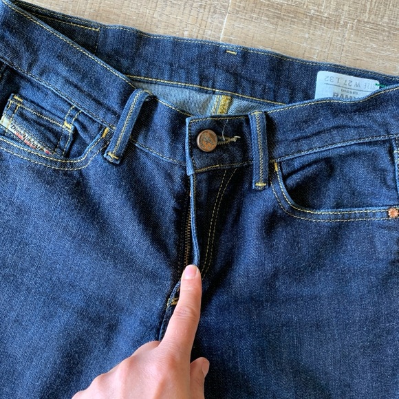 DIESEL Ramys Boot Cut Jeans Womens 28 Dark Wash Stretch Made Italy Lbl 27X32 - Picture 3 of 15